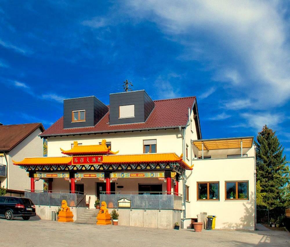 Gaststaette Lin Garden Hotel Untergruppenbach Bagian luar foto