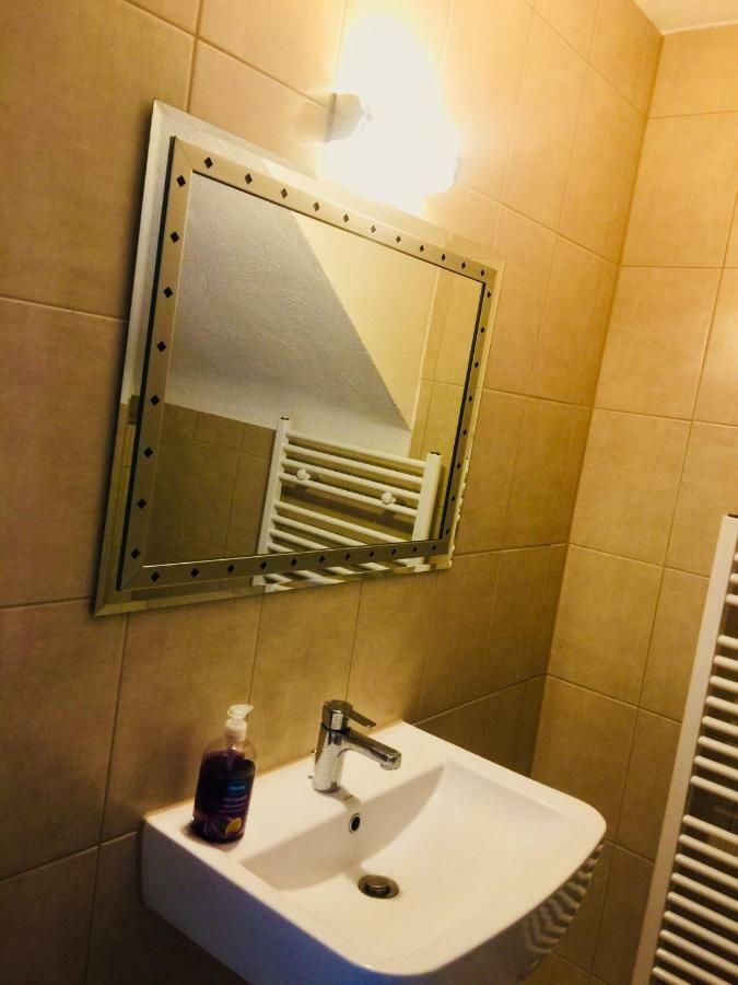 Gaststaette Lin Garden Hotel Untergruppenbach Bagian luar foto